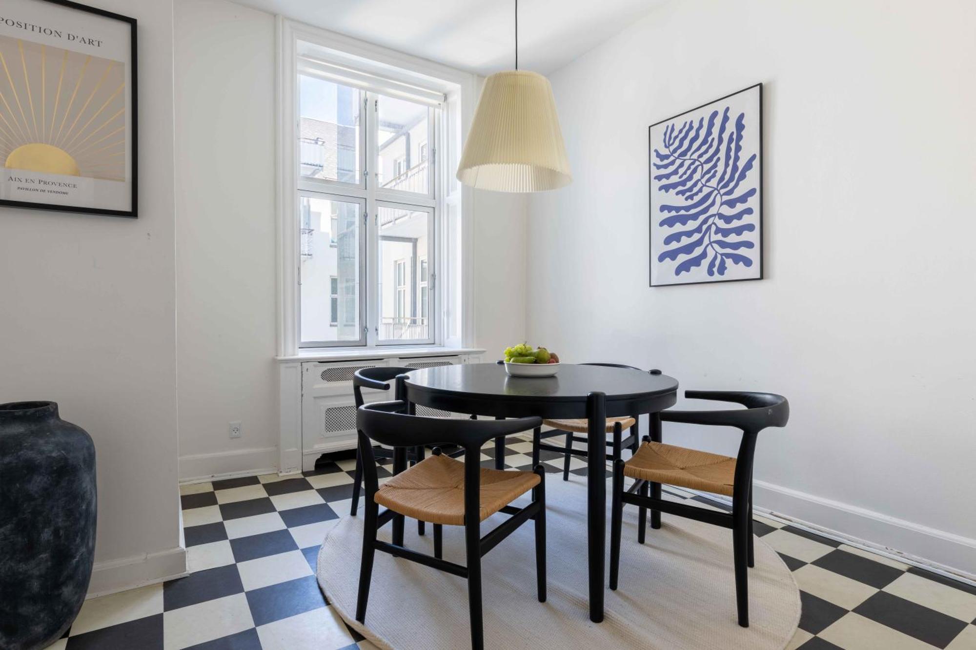 Lovely 3Br Manor Apartment 5 Min From Tivoli Gardens Kopenhagen Exterior foto